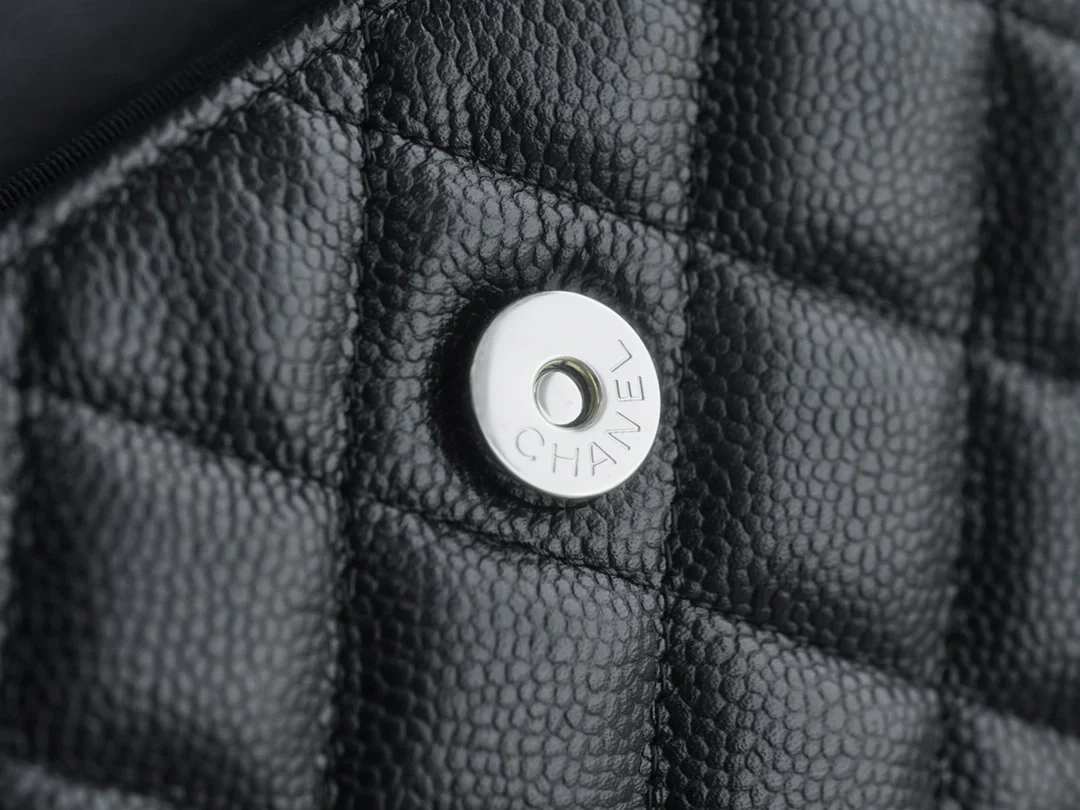 샤넬 리본 체인 WOC 미니백