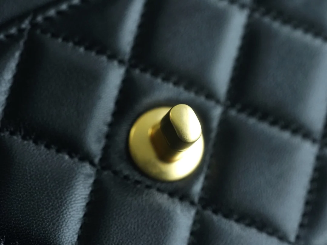 샤넬 미니 더블체인 WOC