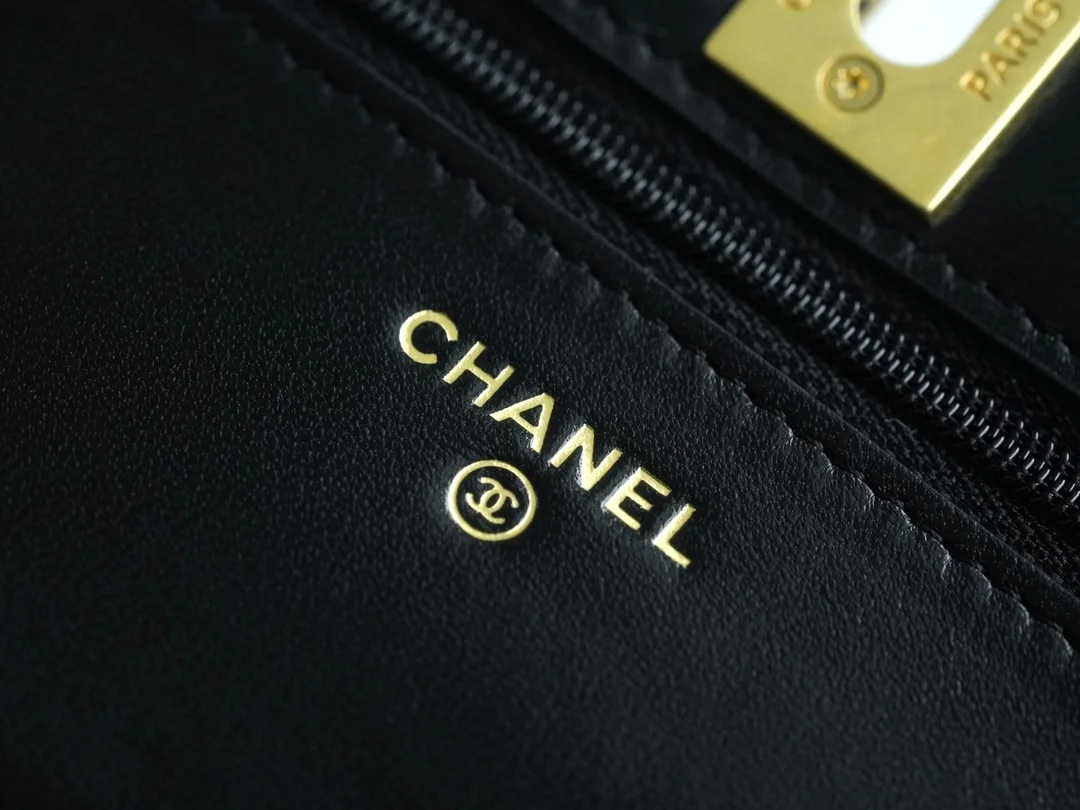 샤넬 미니 더블체인 WOC