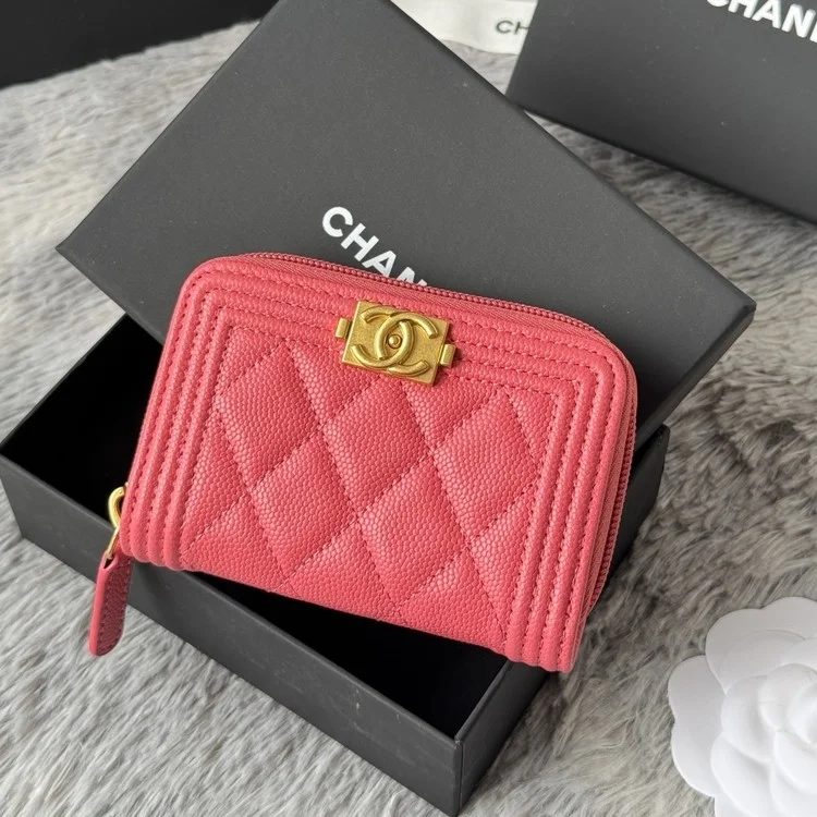 샤넬 보이 캐비어 금장 카드지갑 A80602