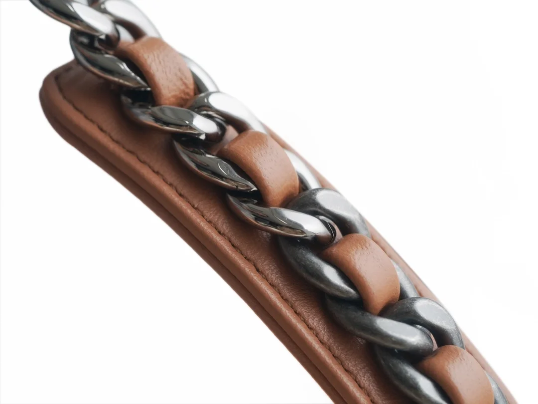 샤넬 19백 미디엄(스몰) 골드 체인 램스킨 캬라멜