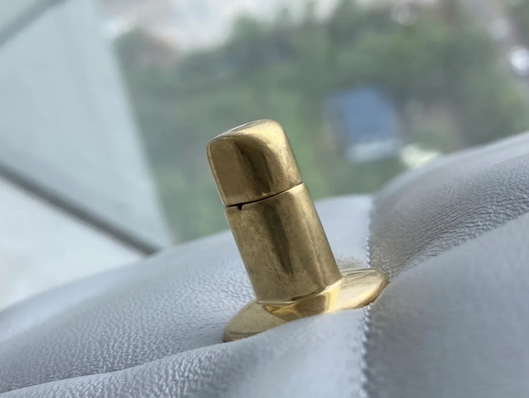 샤넬 19백 미디엄(스몰) 골드 체인 램스킨 그레이