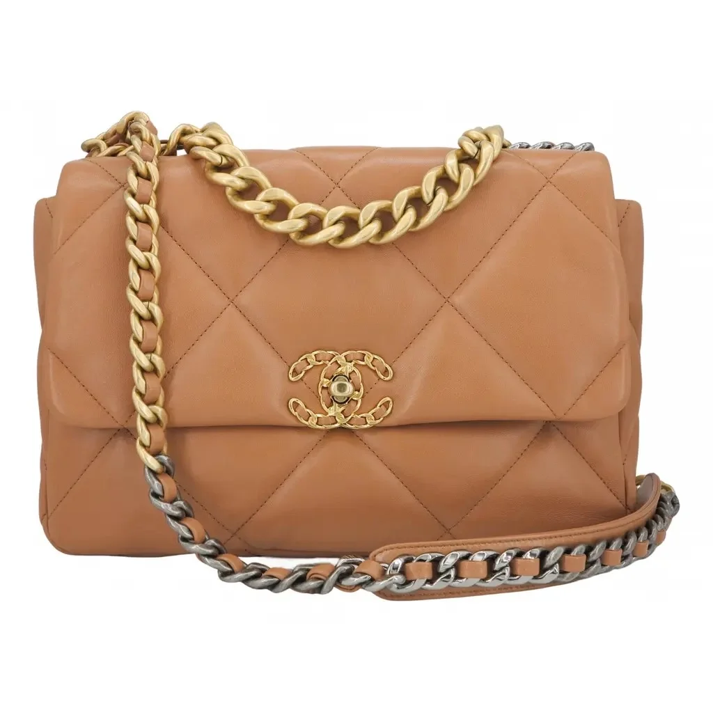 샤넬 19백 라지 골드 체인 램스킨 캬라멜