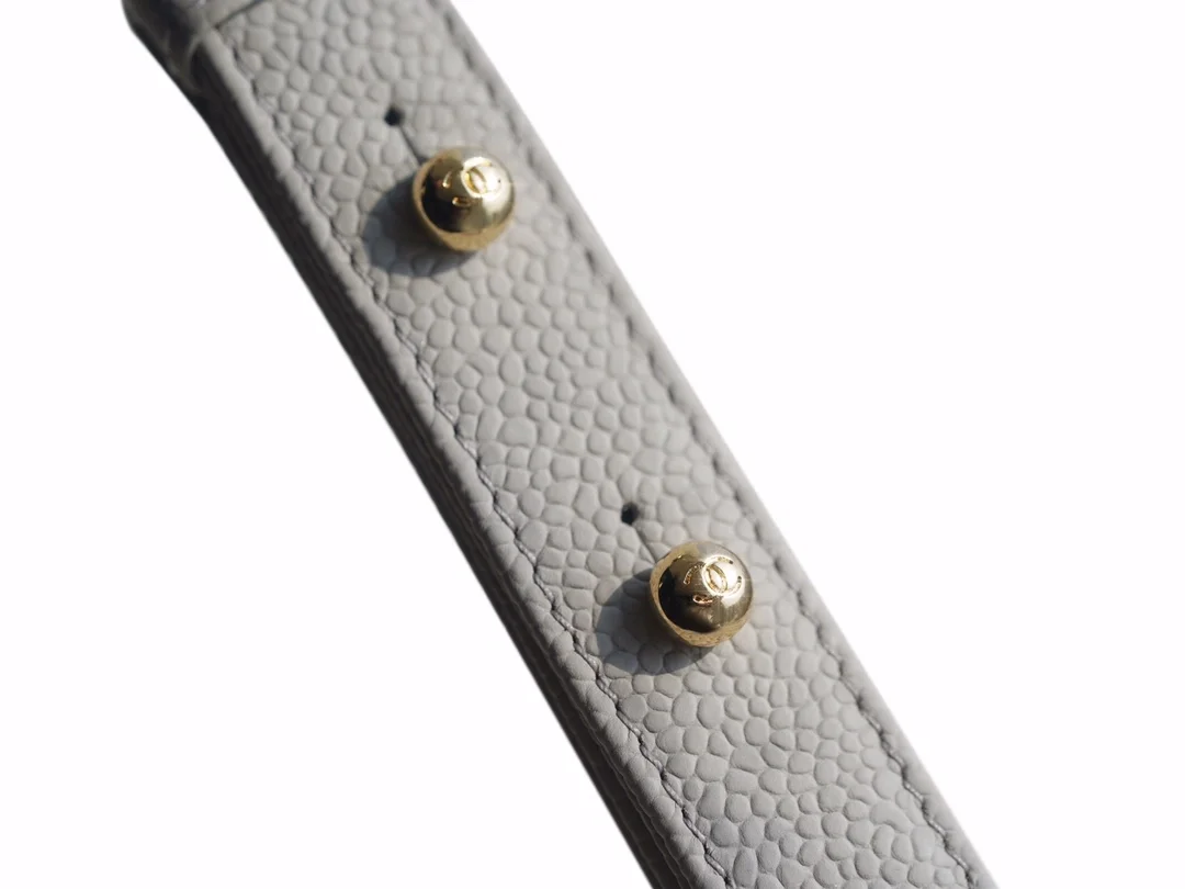 샤넬 보이백 스몰 그레이 금장 캐비어