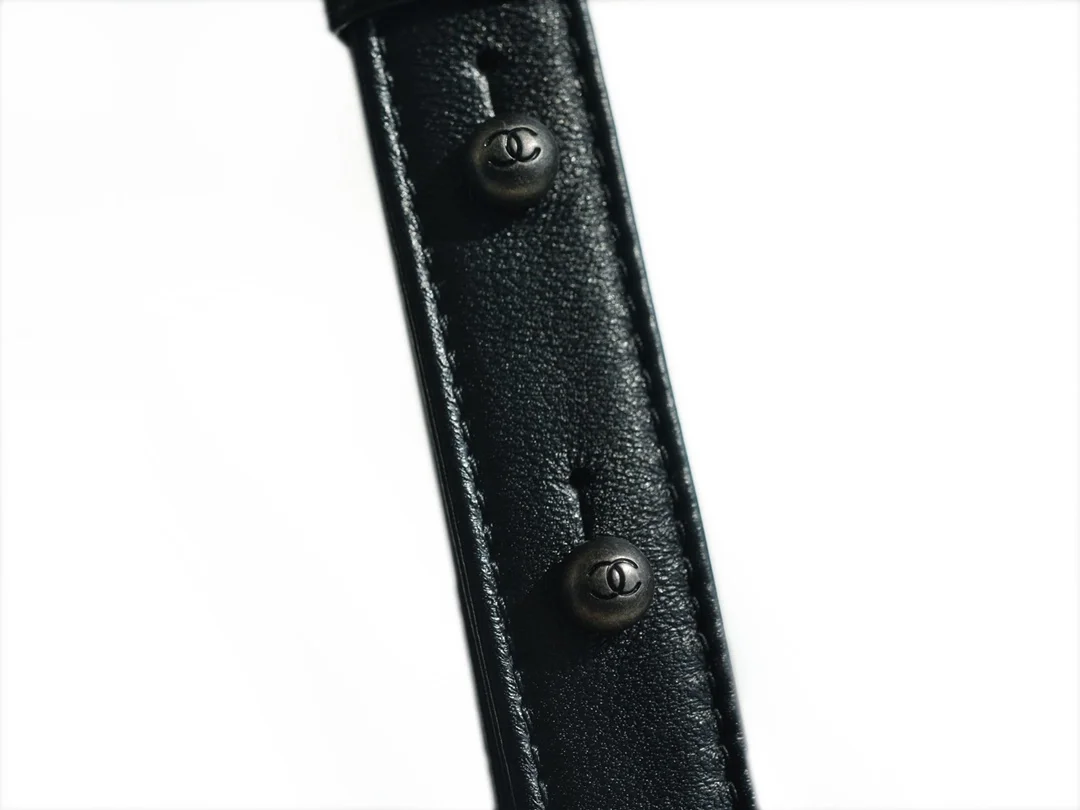 샤넬 보이백 스몰 블랙 은장 램스킨