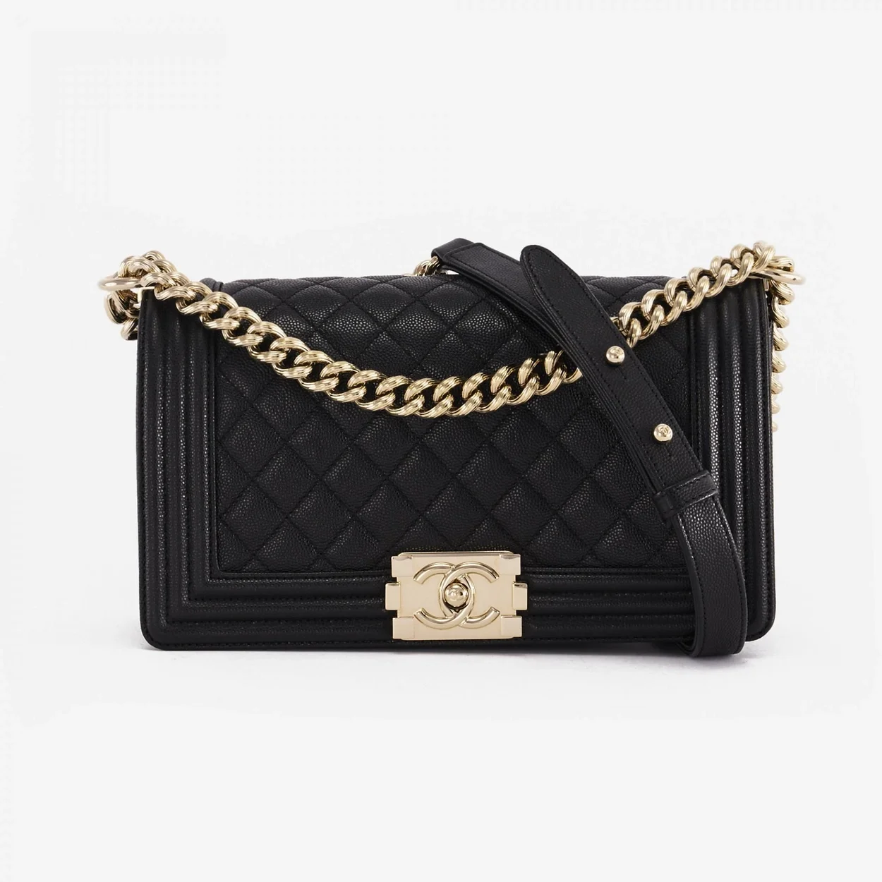 샤넬 캐비어 보이백 미디엄 골드 버클