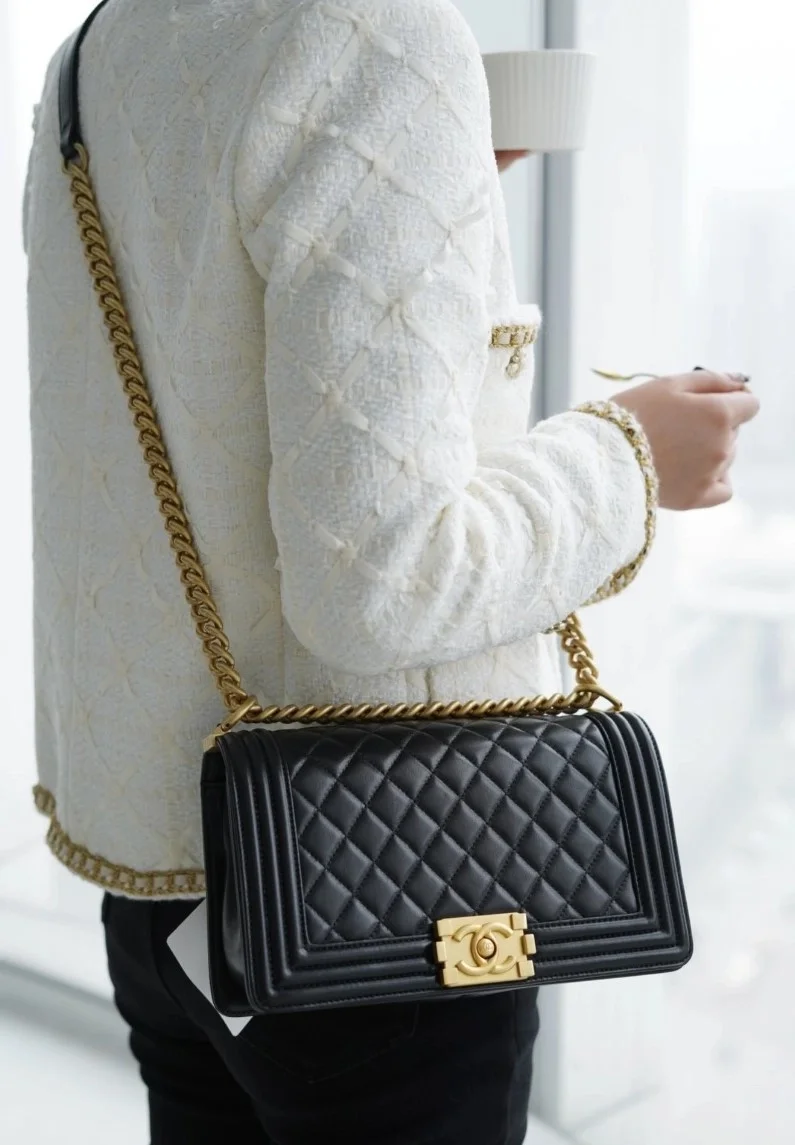 샤넬 램스킨 보이백 미디엄 골드 버클