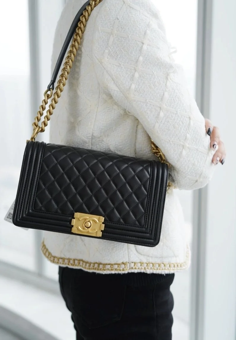 샤넬 램스킨 보이백 미디엄 골드 버클