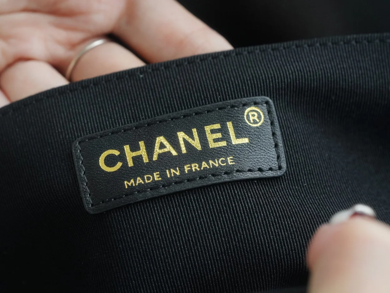 샤넬 램스킨 보이백 미디엄 골드 버클