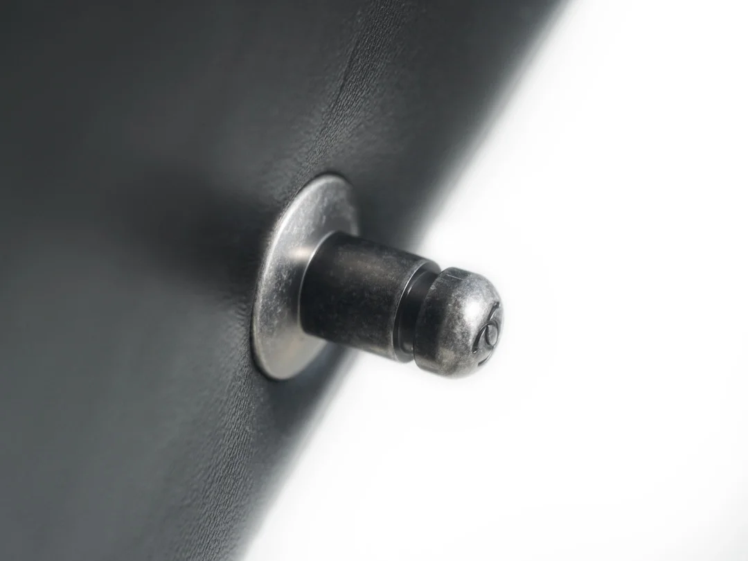 샤넬 보이백 미디엄 블랙 은장 램스킨