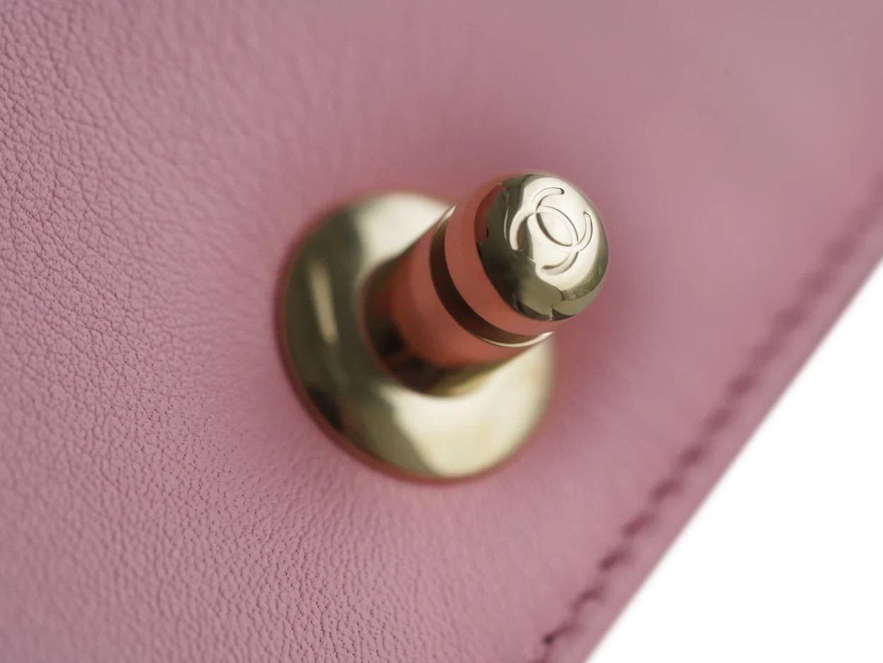 샤넬 보이백 미디엄 핑크 금장