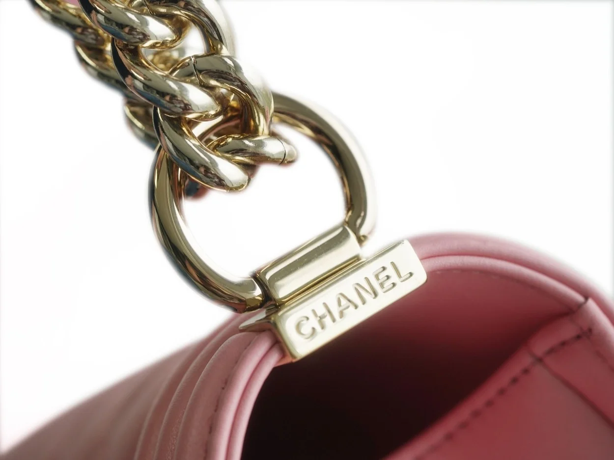 샤넬 보이백 미디엄 핑크 금장