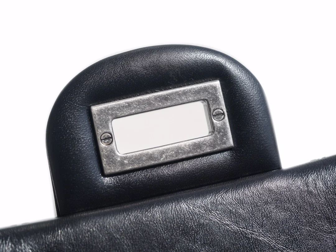 샤넬 2.55 빈티지 플랩백 블랙 은장 라지