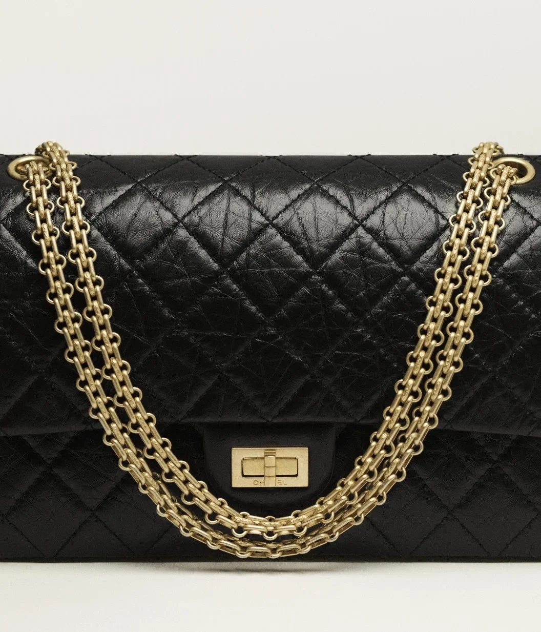 샤넬 2.55 빈티지 플랩백 블랙 금장 라지