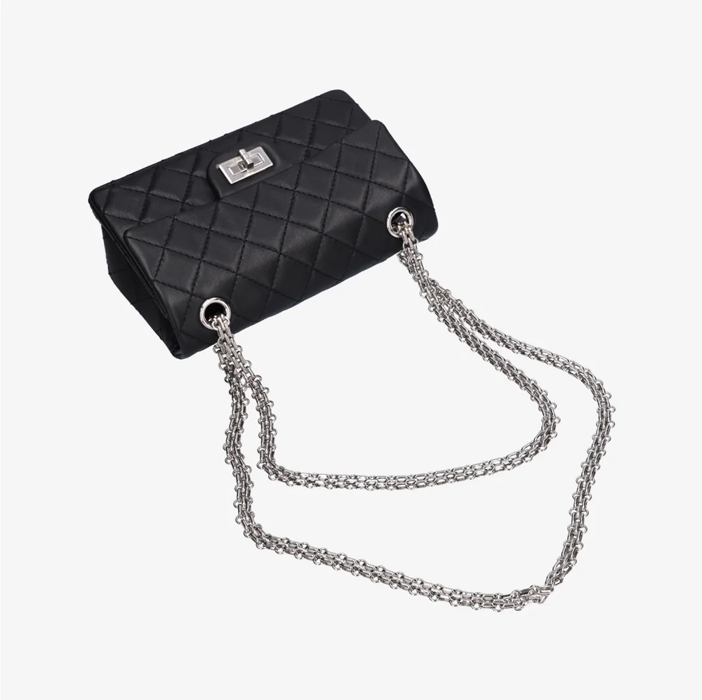 샤넬 2.55 빈티지 플랩백 블랙 은장 미니