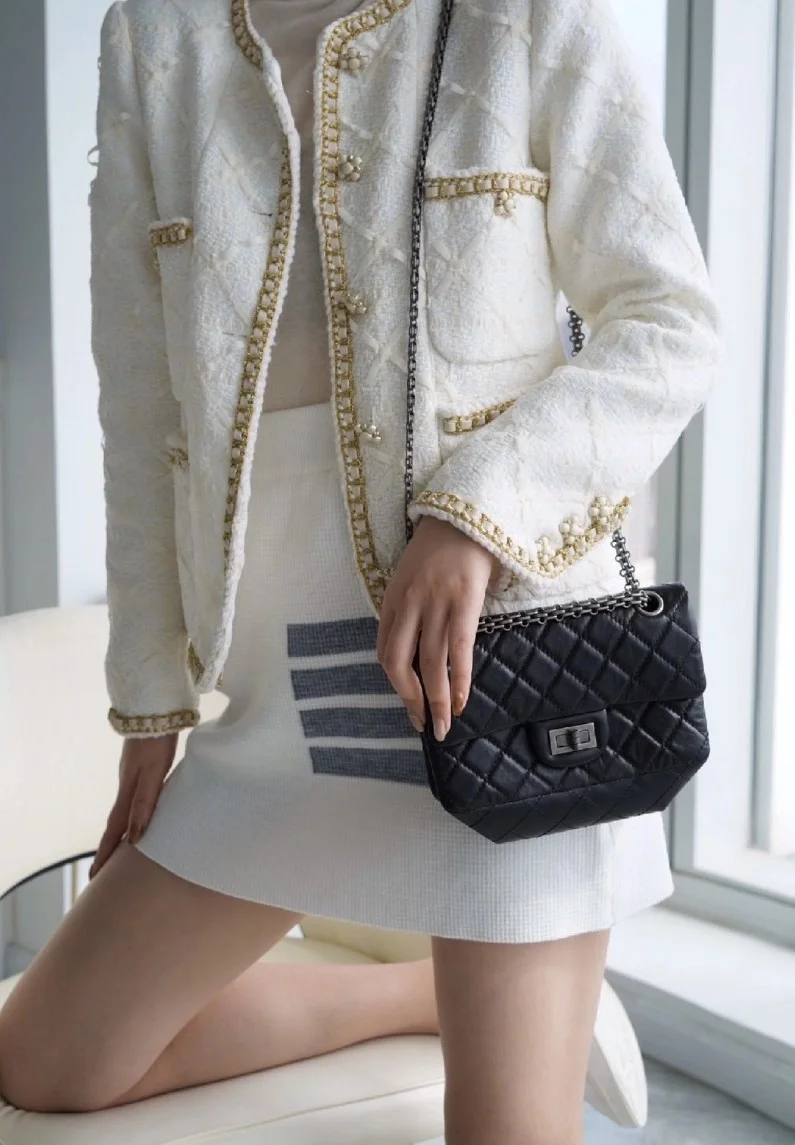 샤넬 2.55 빈티지 플랩백 블랙 은장 미니