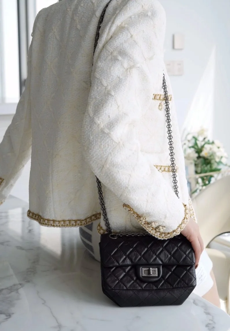 샤넬 2.55 빈티지 플랩백 블랙 은장 미니