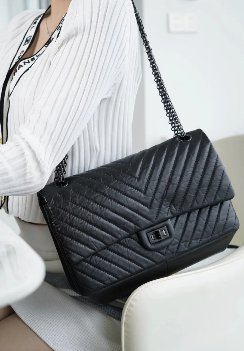 샤넬 2.55 빈티지 플랩백 올블랙 라지