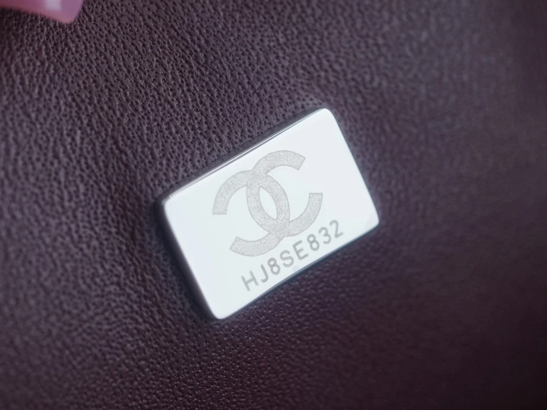 샤넬 2.55 빈티지 플랩백 올블랙 라지