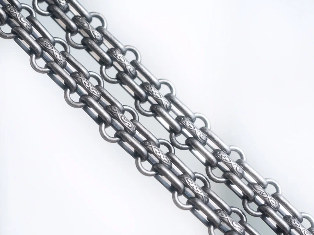 샤넬 2.55 플랩백 라지 빈티지 실버 A37586