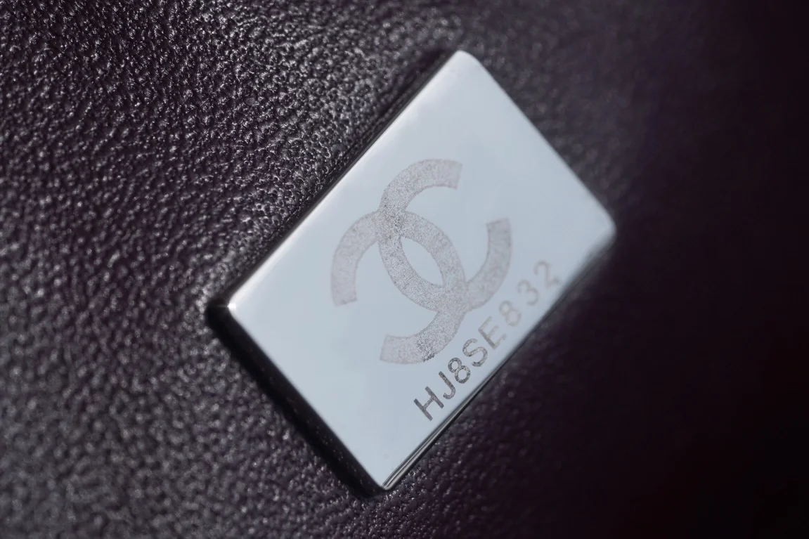 샤넬 2.55 플랩백 라지 빈티지 실버 A37586