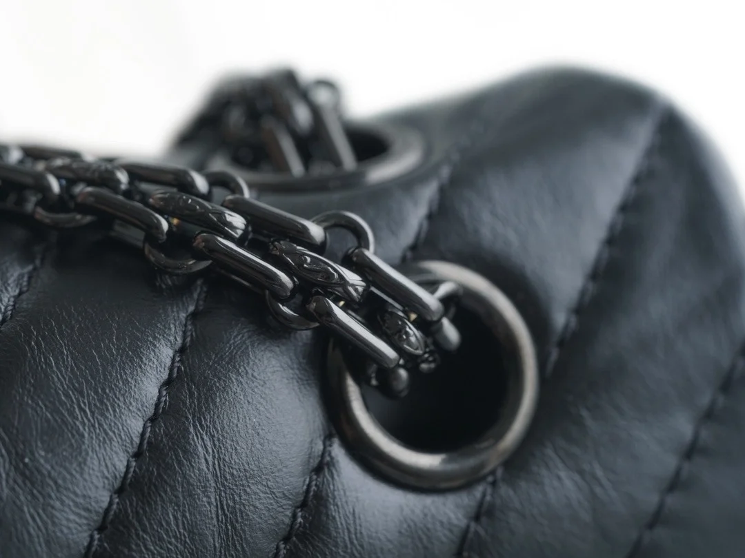 샤넬 2.55 플랩백 라지 빈티지 블랙 A37586