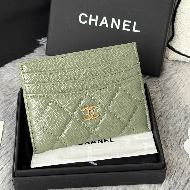 샤넬 클래식 카드홀더 캐비어  금장 AP4472