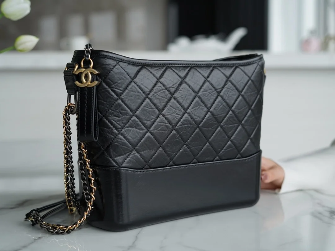 샤넬 클래식 가브리엘 호보백 라지