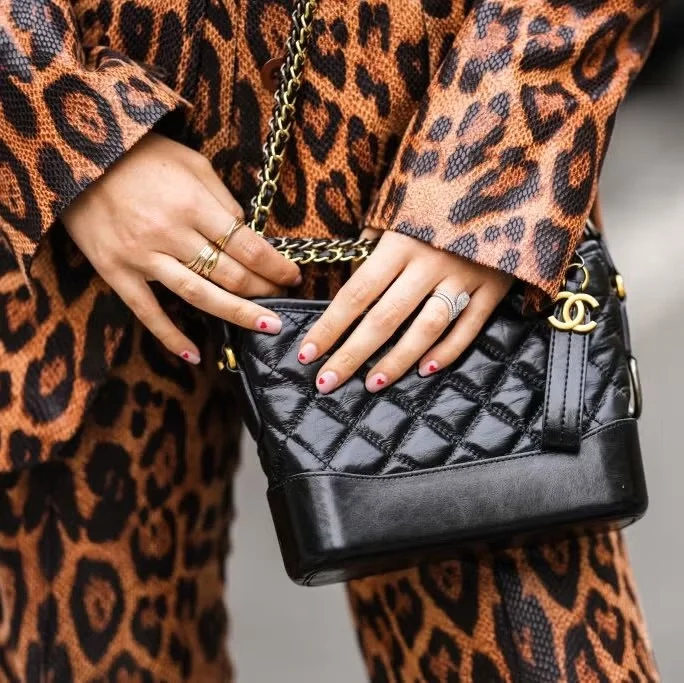 샤넬 클래식 가브리엘 호보백 스몰