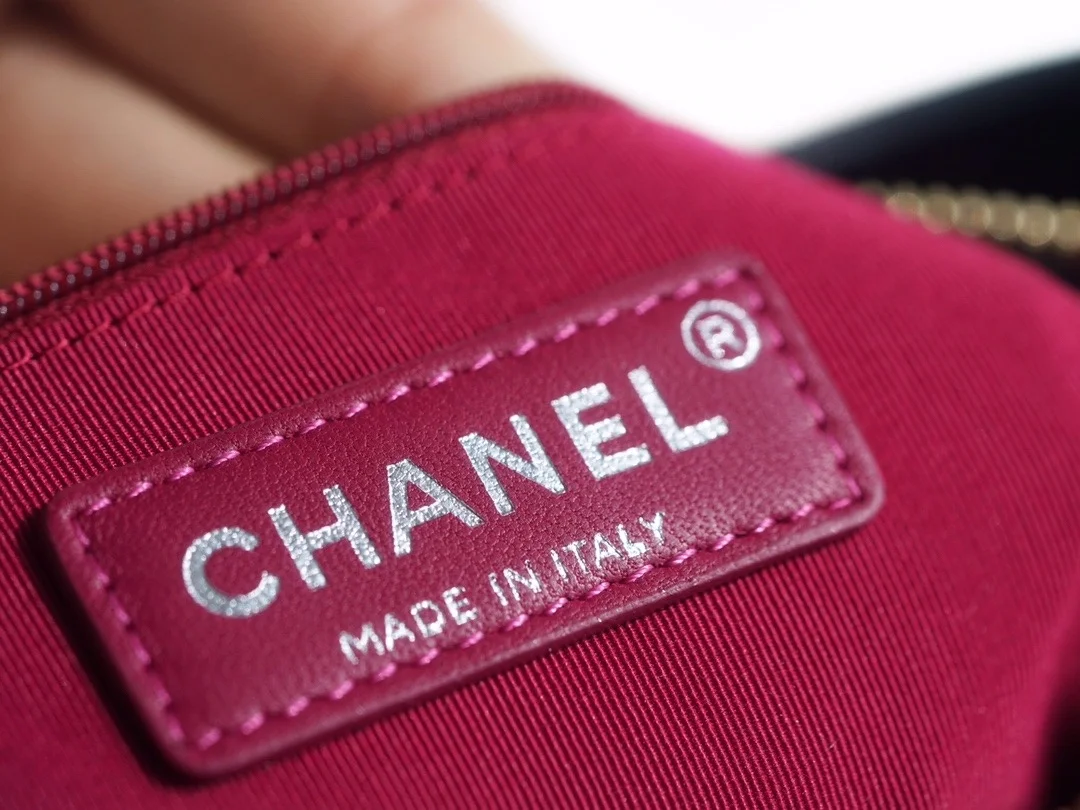 샤넬 클래식 가브리엘 호보백 스몰