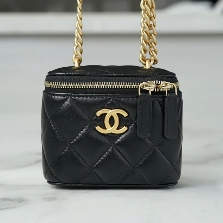 샤넬 미니 퍼펙트 핏 베니티 케이스