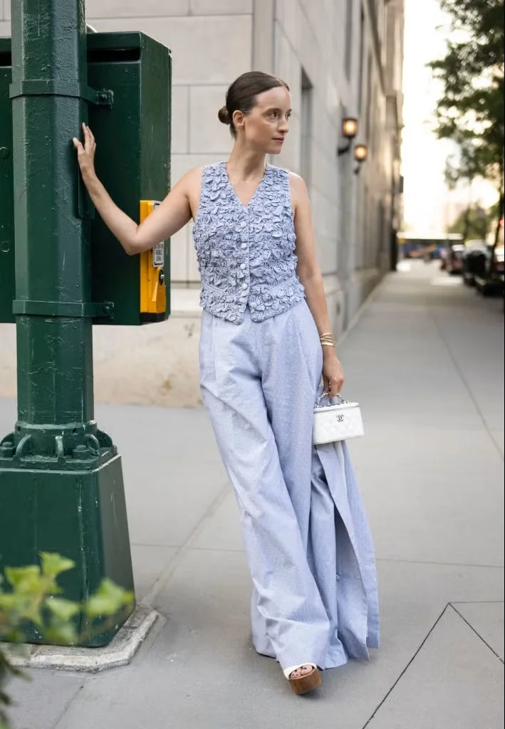 샤넬 탑핸들 스몰 베니티백 화이트 은장