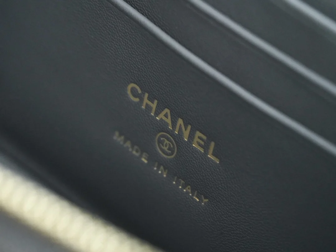 샤넬 체인 코스메틱 베니티백 그레이 은장