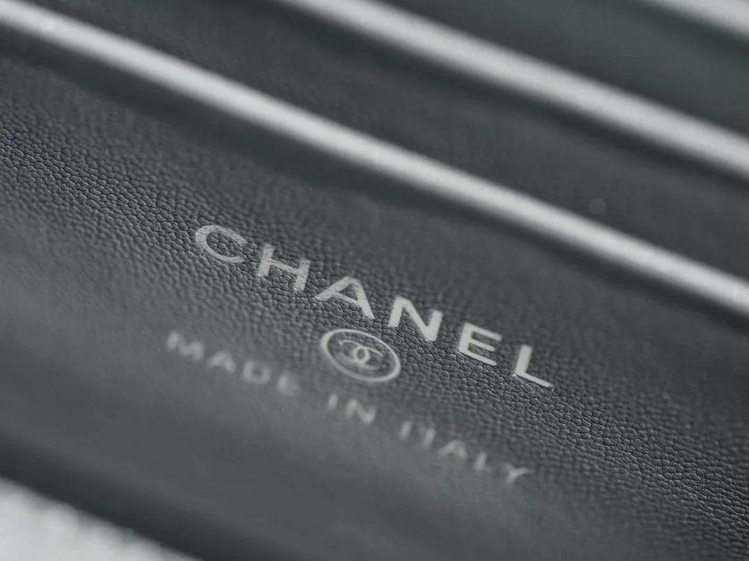 샤넬 23K 탑 핸들 베니티 롱 박스백