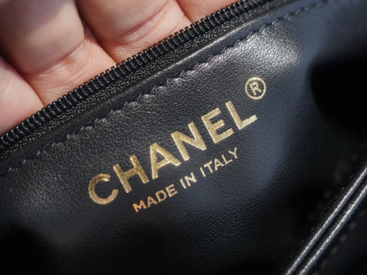 샤넬 트렌디 CC 블랙 스몰 램스킨 A92236