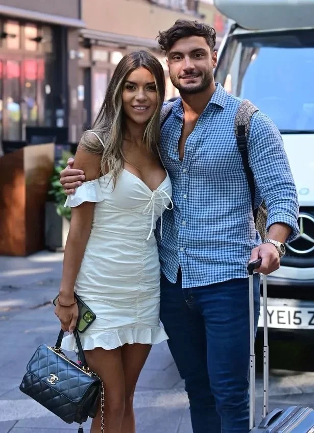 샤넬 트렌디 CC 블랙 스몰 램스킨