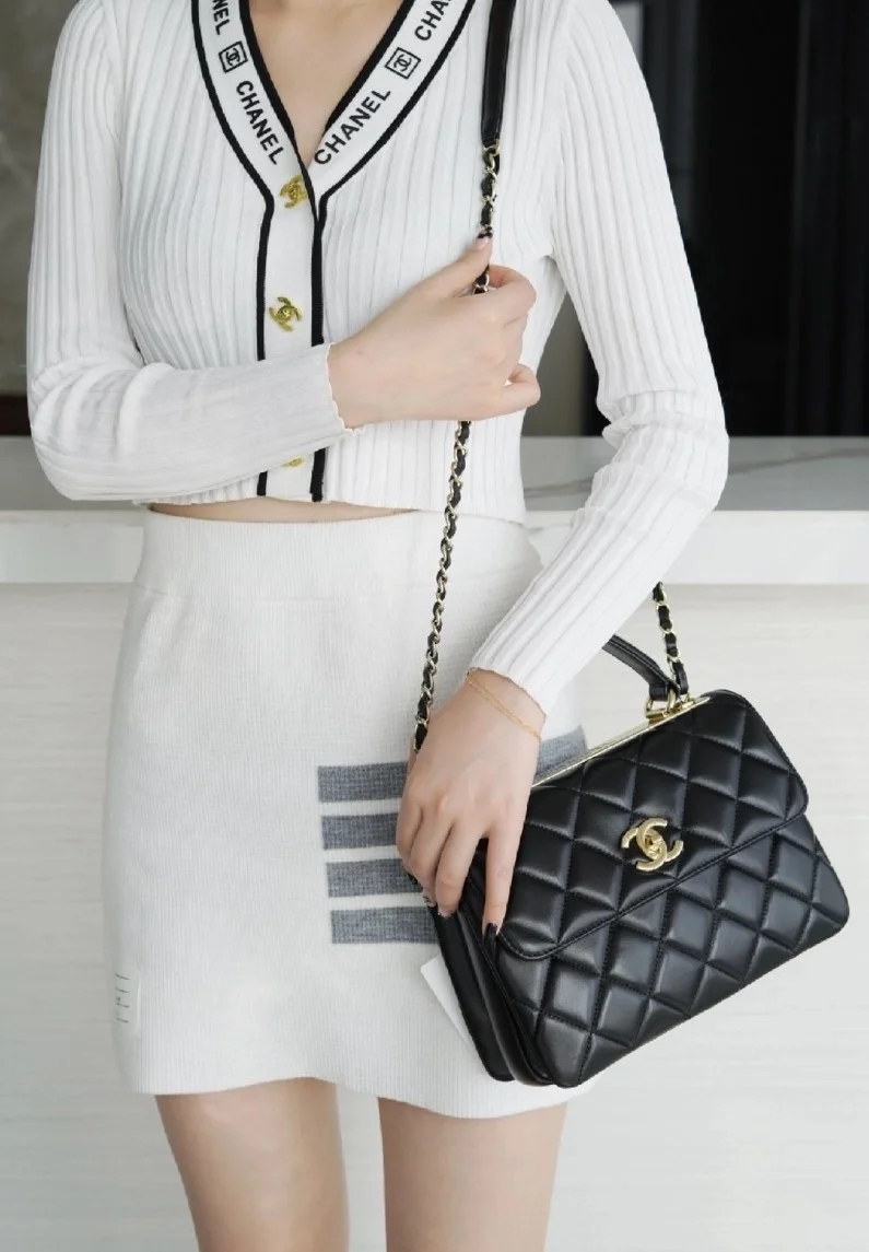 샤넬 트렌디 CC 블랙 스몰 램스킨