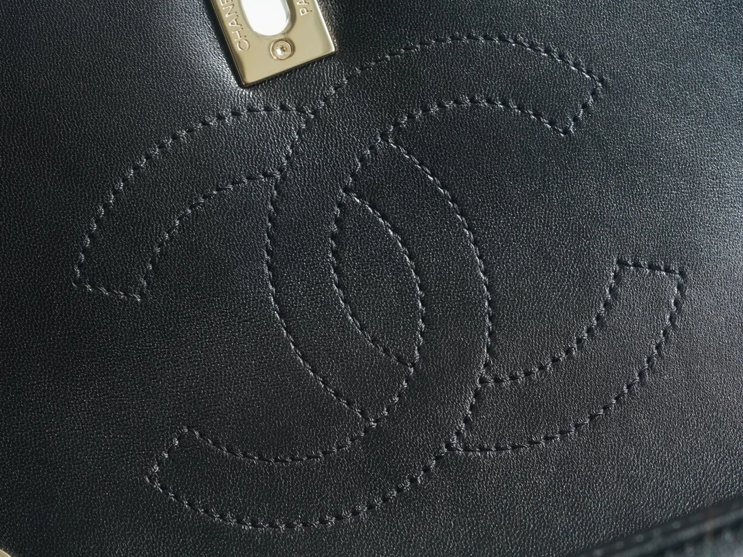 샤넬 탑핸들 트렌디 CC 블랙 스몰 램스킨