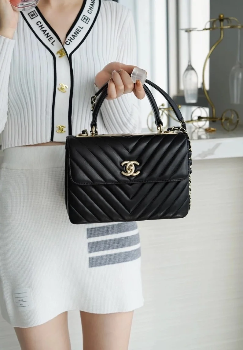 샤넬 탑핸들 트렌디 CC 블랙 스몰 램스킨