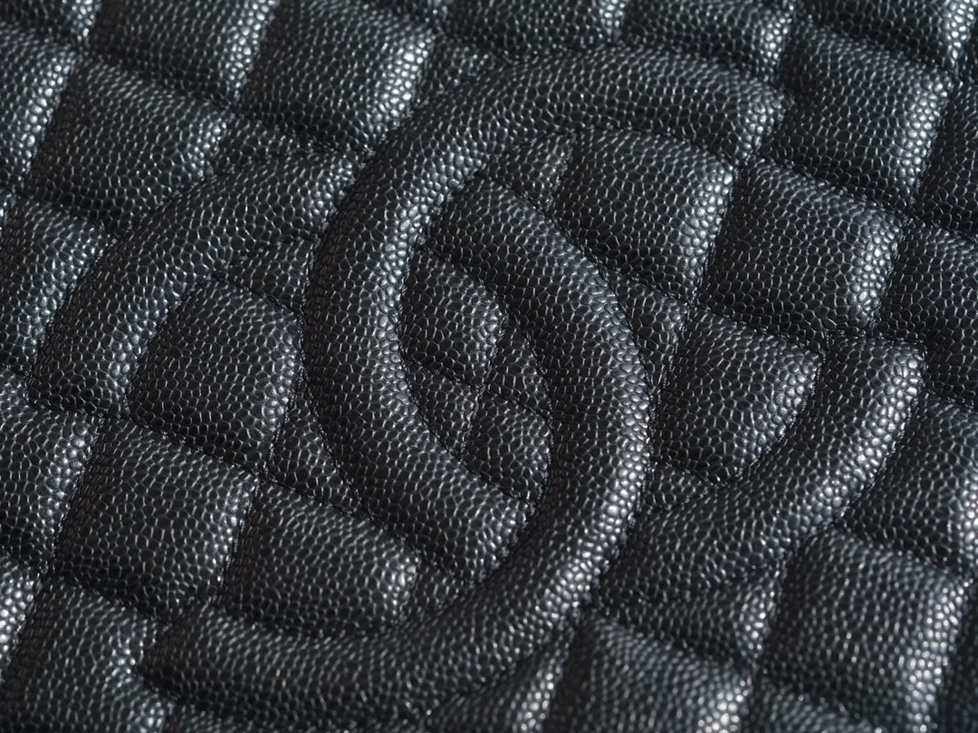 샤넬 GST 그랜드 샤핑 토트백 캐비어 금장