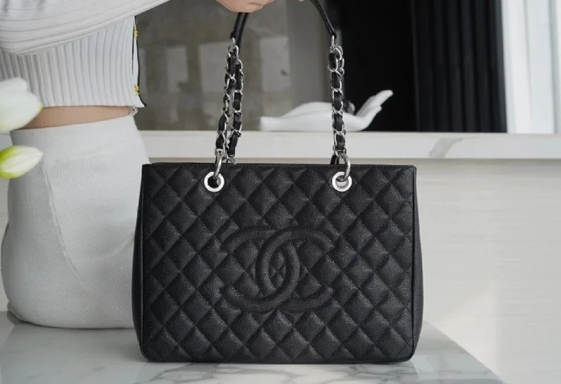 샤넬 GST 그랜드 샤핑 토트백 캐비어 은장