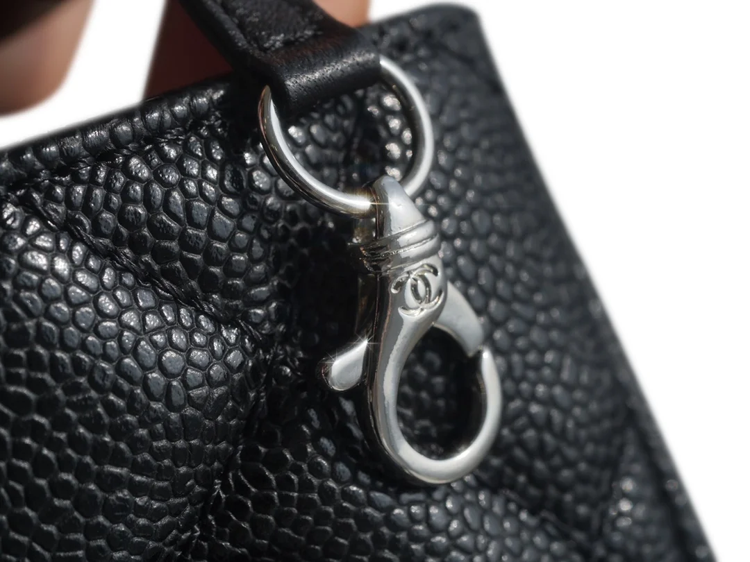 샤넬 GST 그랜드 샤핑 토트백 캐비어 은장