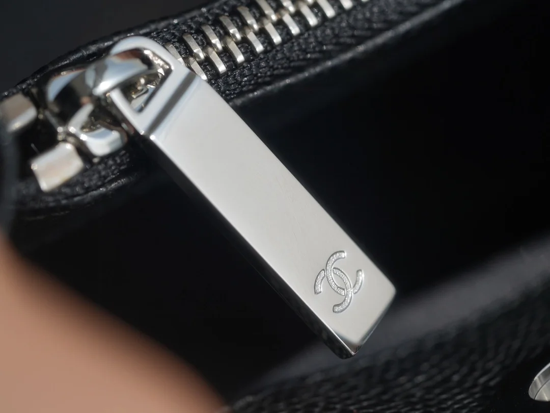 샤넬 GST 그랜드 샤핑 토트백 캐비어 은장