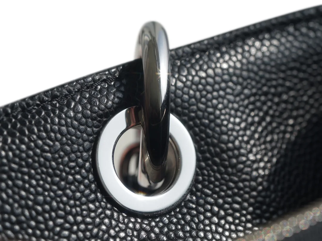 샤넬 GST 그랜드 샤핑 토트백 캐비어 은장