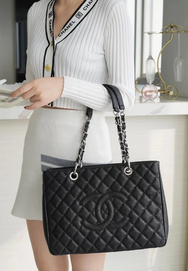 샤넬 GST 그랜드 샤핑 토트백 캐비어 은장