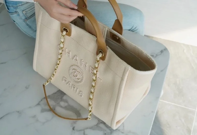 샤넬 진주 로고 도빌백