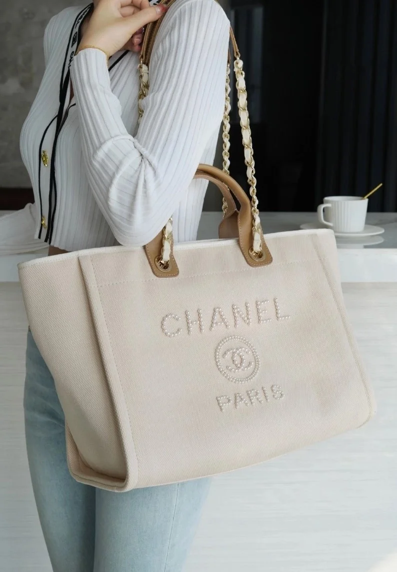 샤넬 진주 로고 도빌백