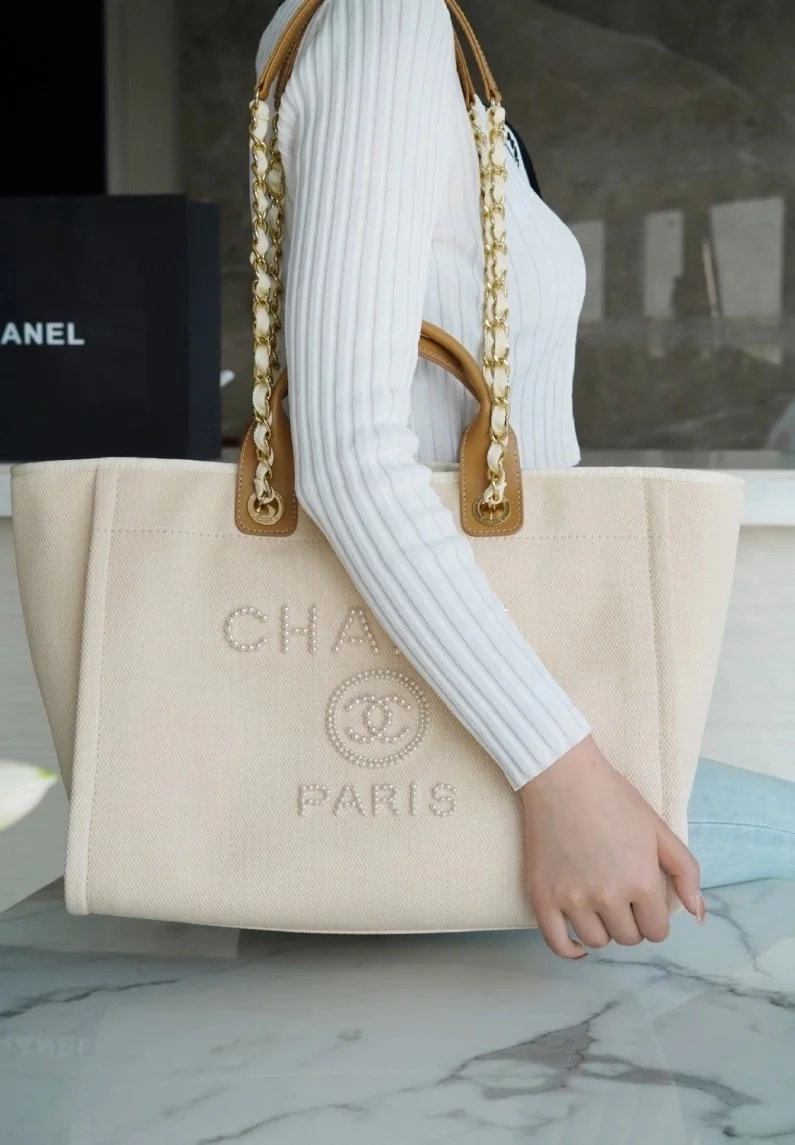 샤넬 진주 로고 도빌백