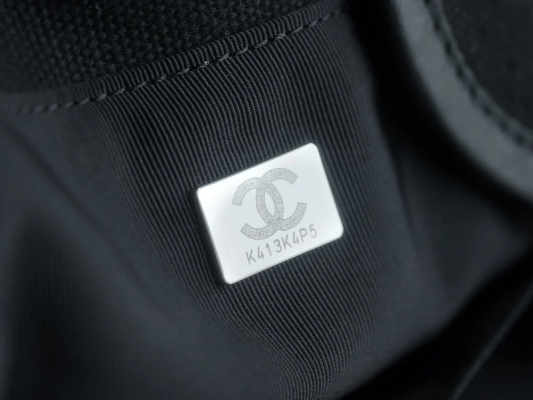 샤넬 맥시 쇼핑백 블랙(실버)