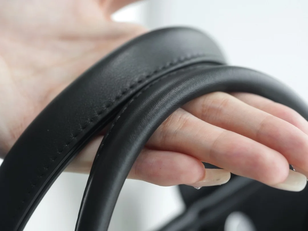 샤넬 맥시 쇼핑백 블랙(실버)